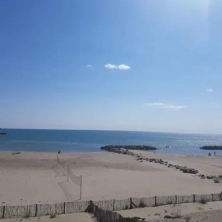 Front De Mer דירה